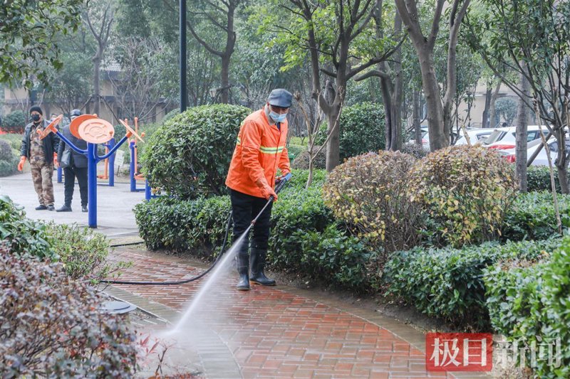 写字楼物业管理：构建城市繁华绿洲